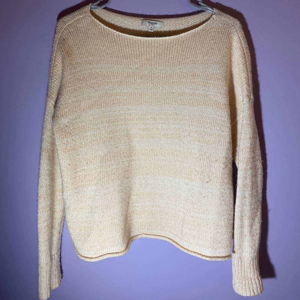 Women’s Pullover Scoop Neck Sweater